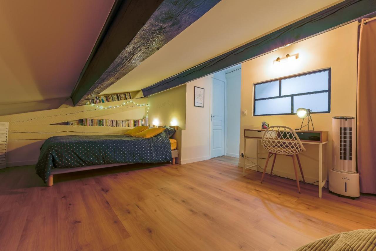 Romantique Duplex Au Pied De La Cite Apartamento *